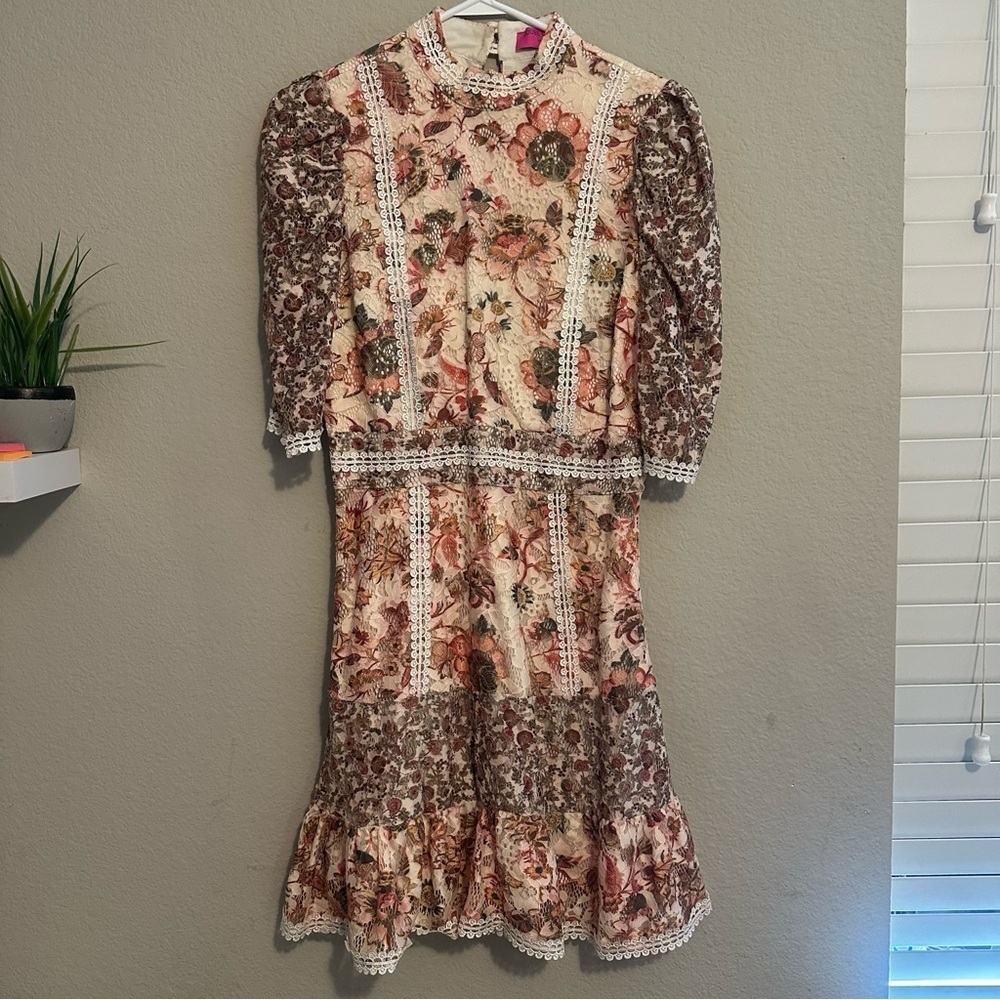 House of Chic Floral Lace-Up Back Dress Size Small - Picture 2 of 14